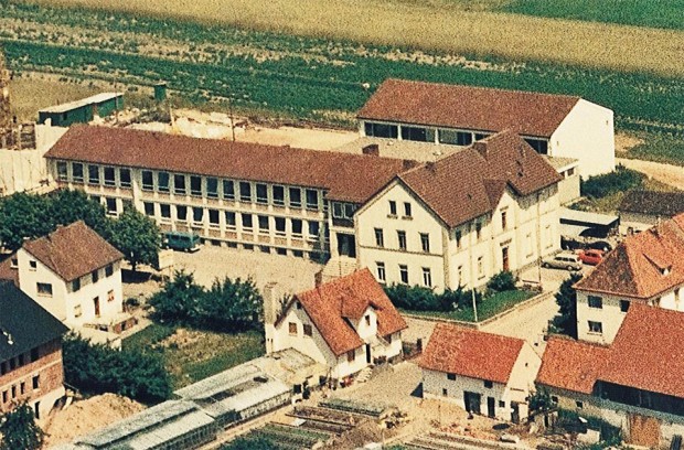 Altes Rathaus mit Anbau Schule, links, Foto: Gemeindearchiv