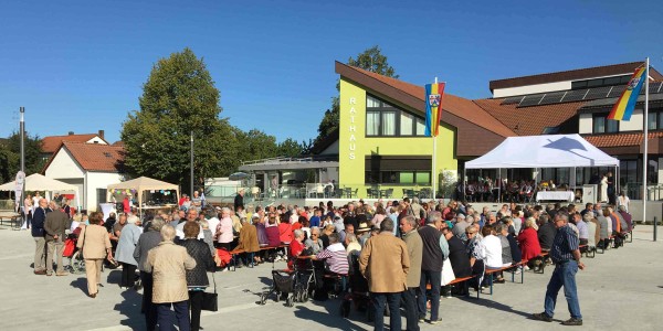 Eröffnung Rathausplatz – Rückblick